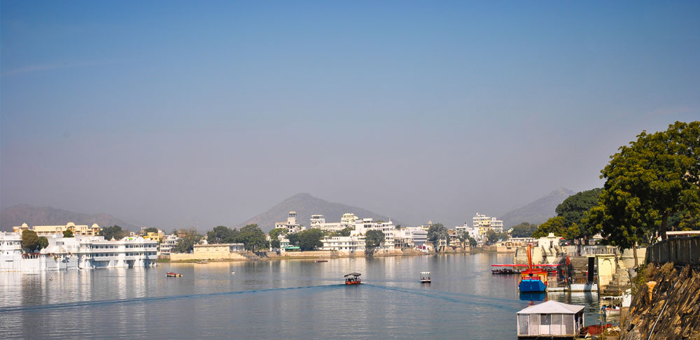 LAKE PICHOLA